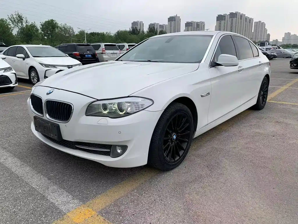 BMW 5 Series 2012