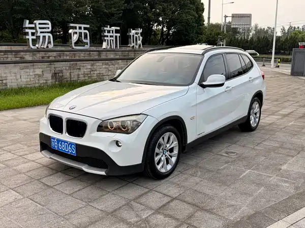 BMW X1 2011