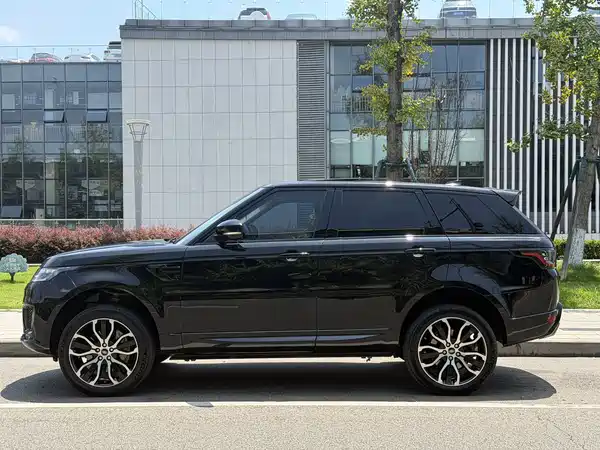 Land Rover Range Rover Sport 2021