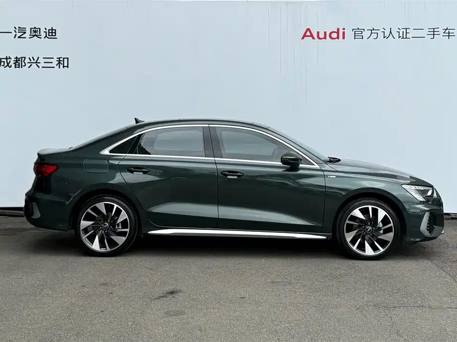 Audi A3 2024 — фото 3