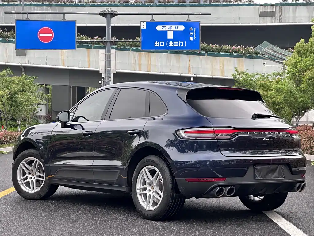 Porsche Macan 2021 — фото 20