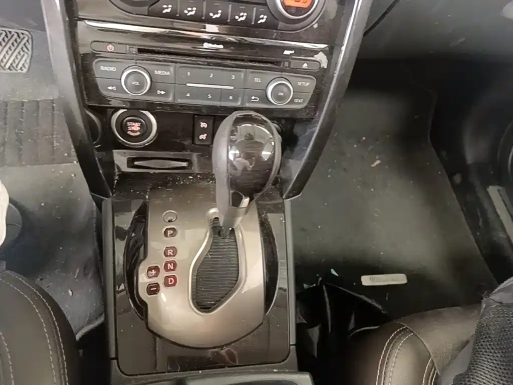 Renault Koleos 2015 — фото 14