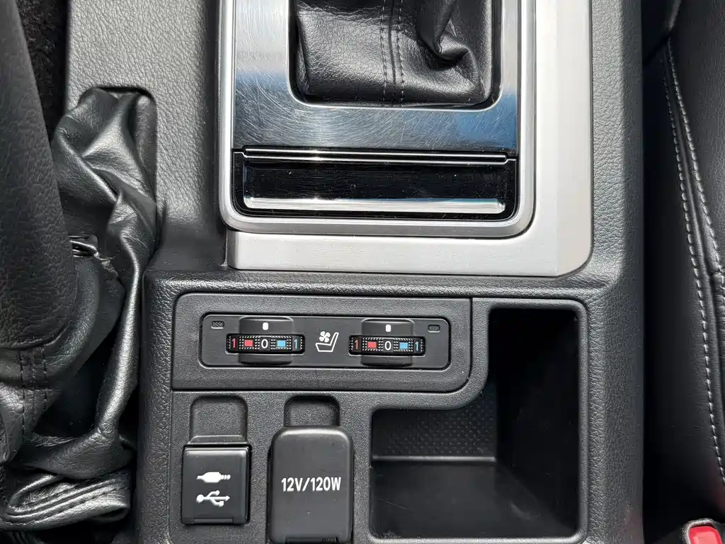 Toyota Prado 2019 — фото 20