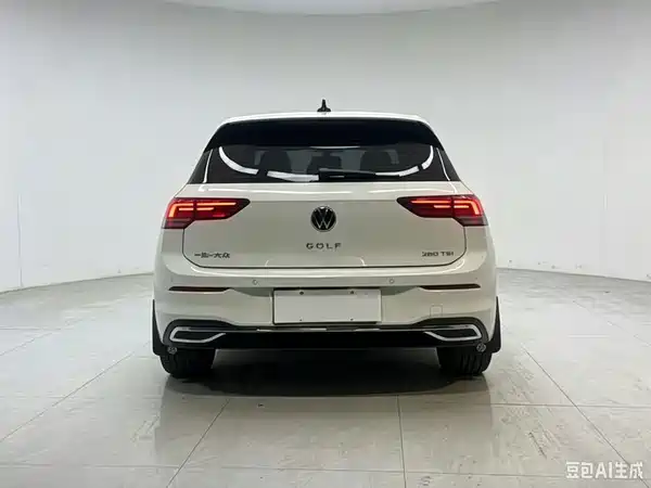 Volkswagen Golf 2022