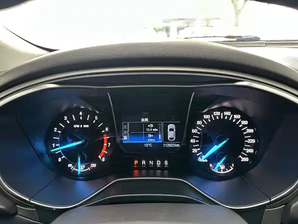 Ford Mondeo 2013