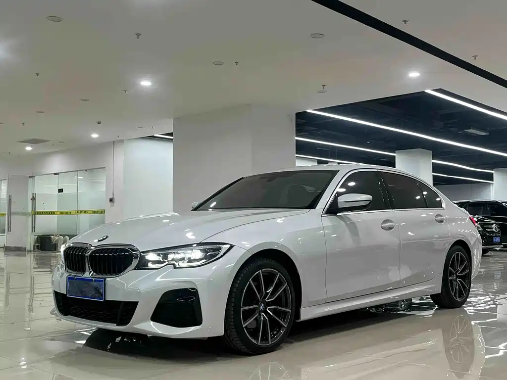 BMW 3 Series 2021