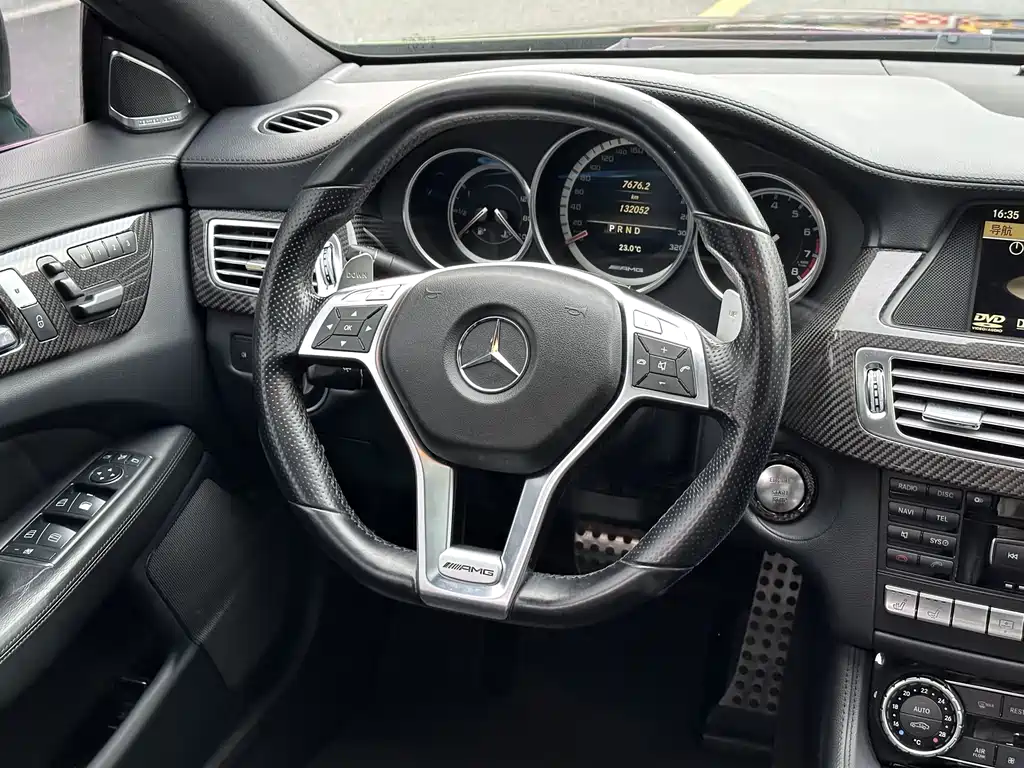 Mercedes-Benz CLS AMG 2013 — фото 15
