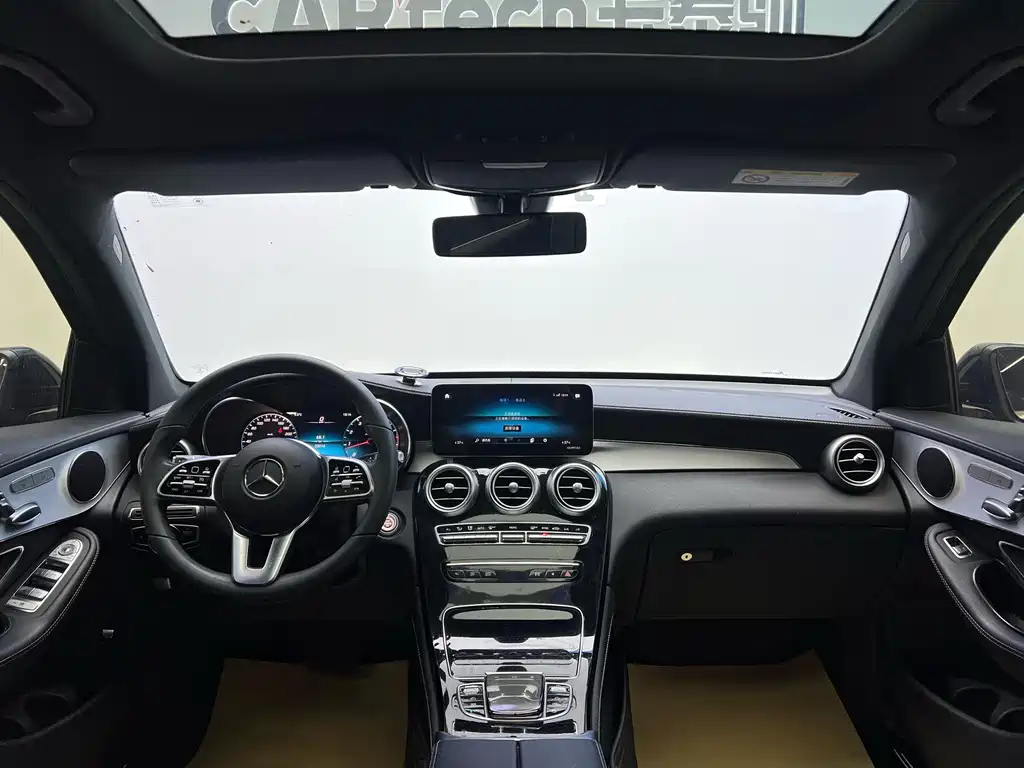 Mercedes-Benz GLC 2021 — фото 13