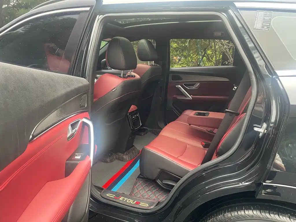 Jetour Jietu X70 PLUS 2022 — фото 15