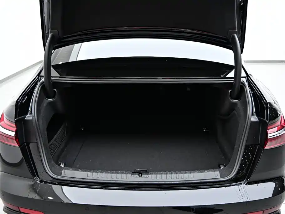 Audi A6L 2024 — фото 36