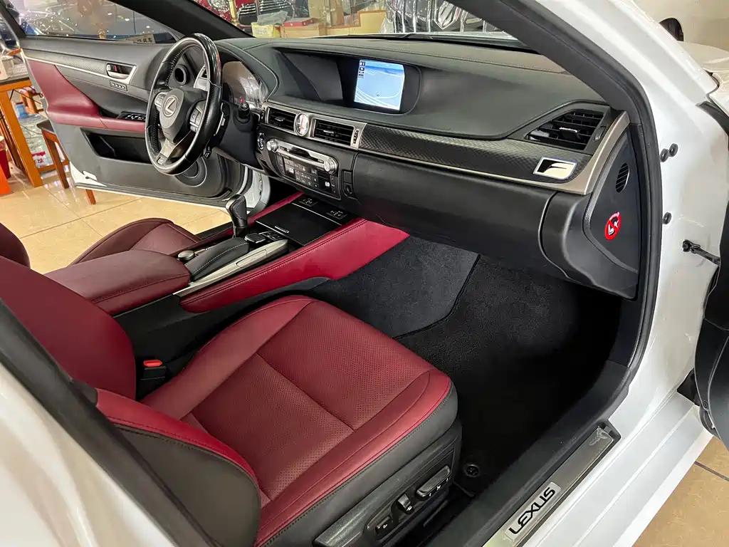 Lexus GS 2018 — фото 12