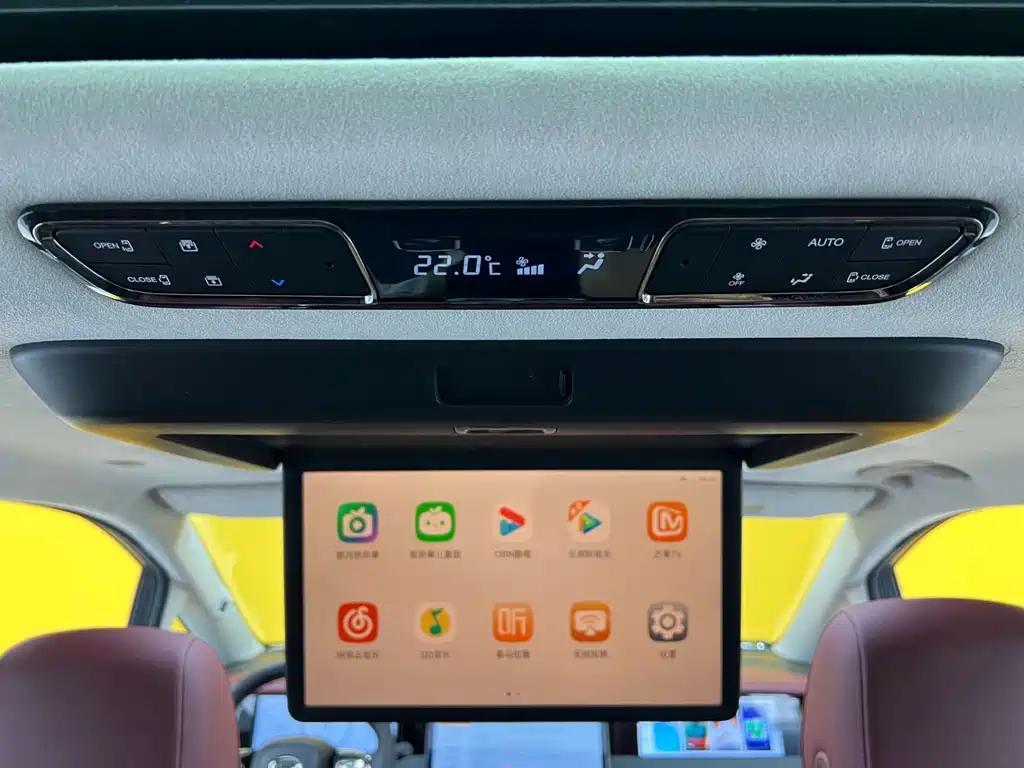 GAC Trumpchi E9 2025 — фото 20