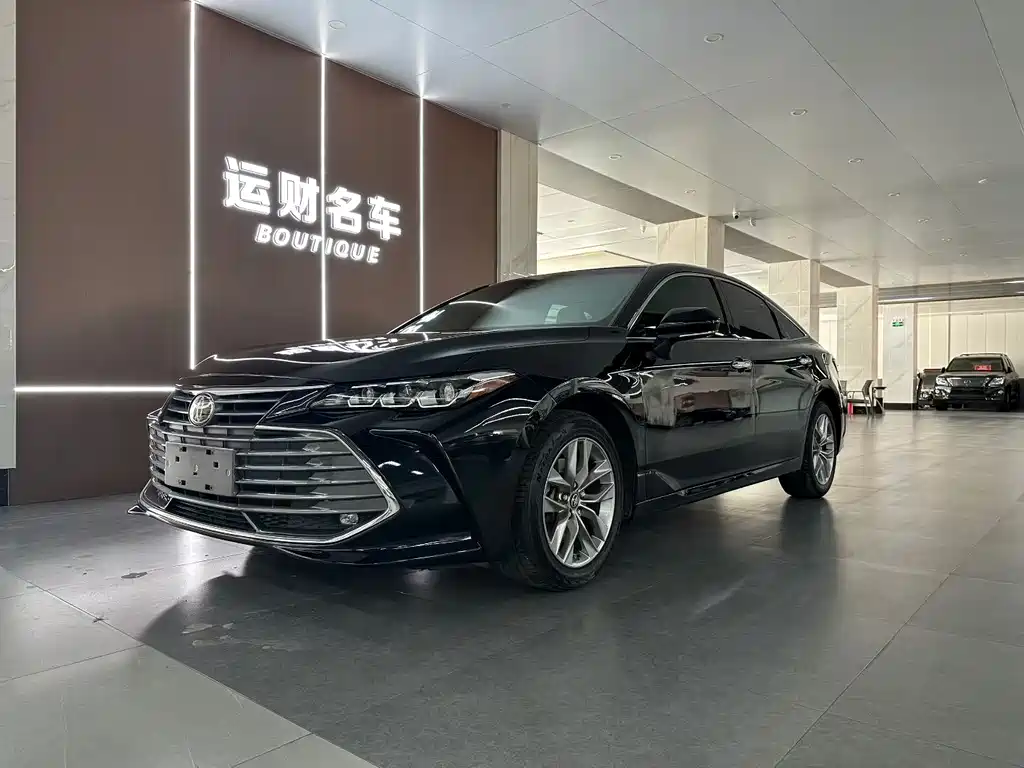 Toyota Avalon 2022 — фото 1