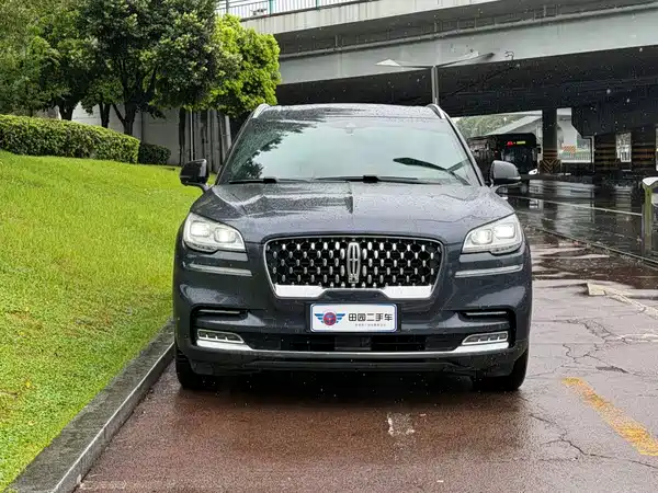 Lincoln Aviator 2021
