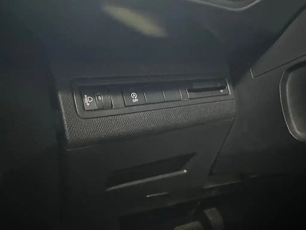 Peugeot 4008 2018 — фото 19