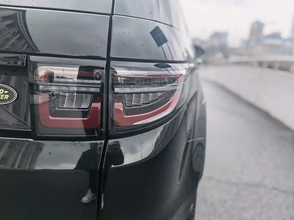 Land Rover Discovery Sport 2020 — фото 15