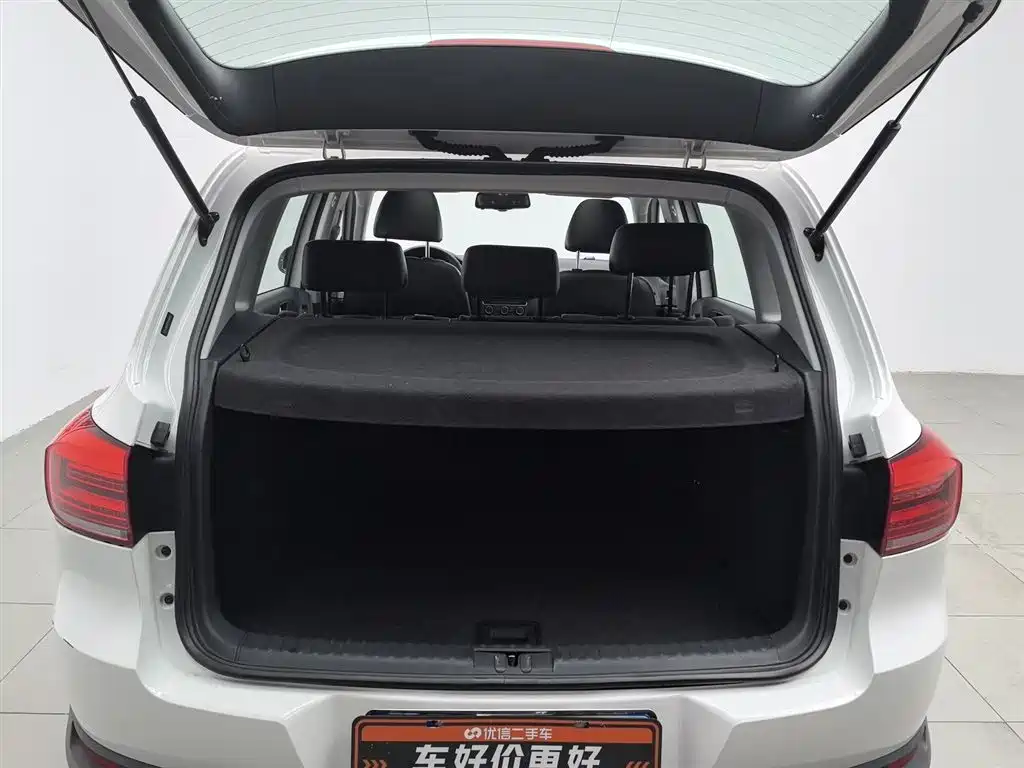 Volkswagen Tiguan 2015 — фото 16