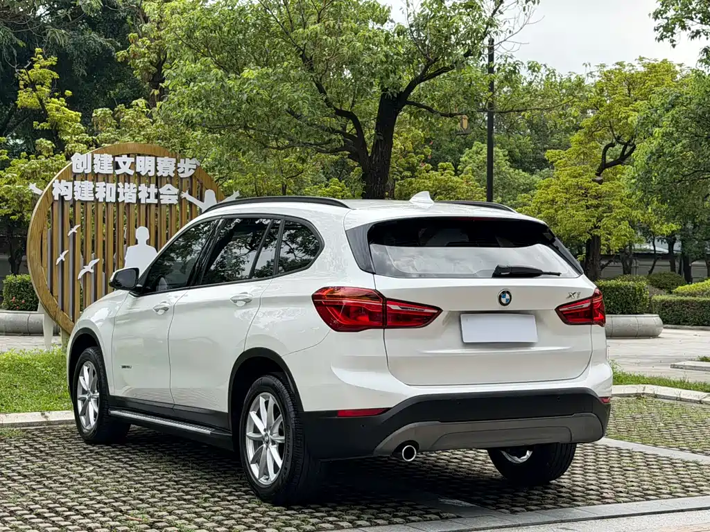 BMW X1 2017 — фото 20