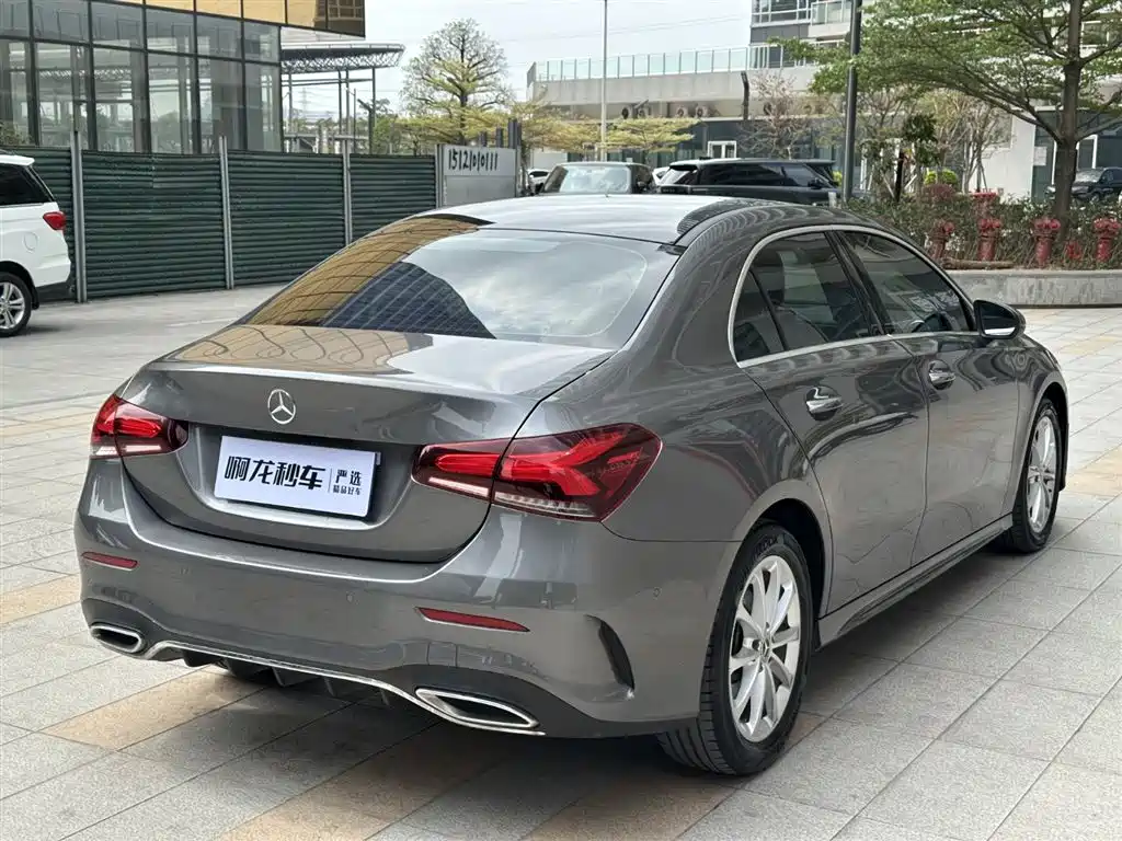 Mercedes-Benz A-Class 2022 — фото 6