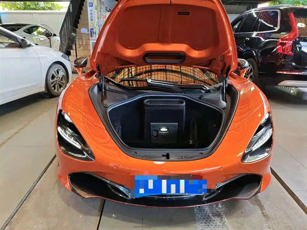 McLaren 720S 2019 — фото 9