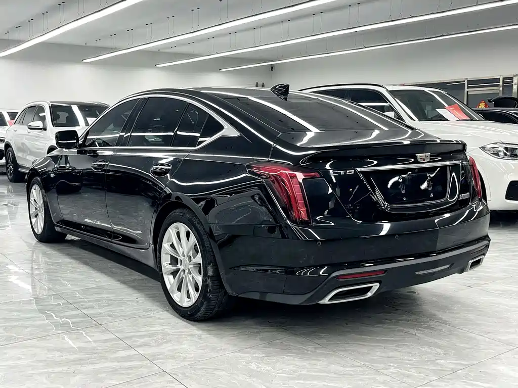 Cadillac CT5 2022 — фото 6