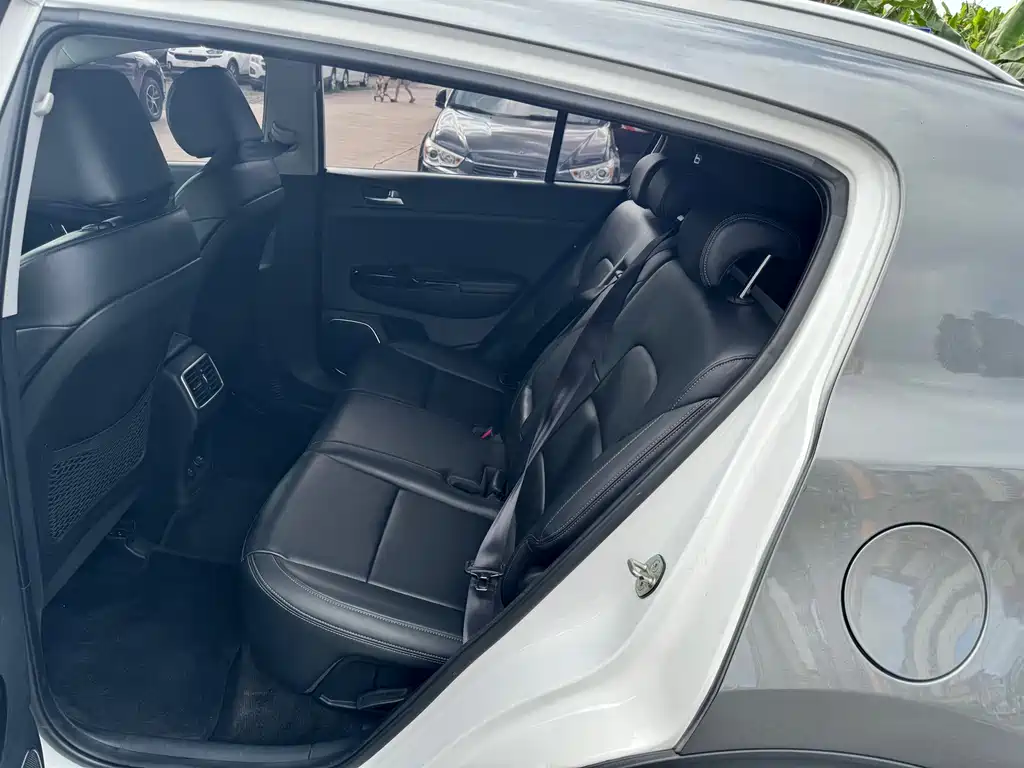 Kia KX5 2016 — фото 16