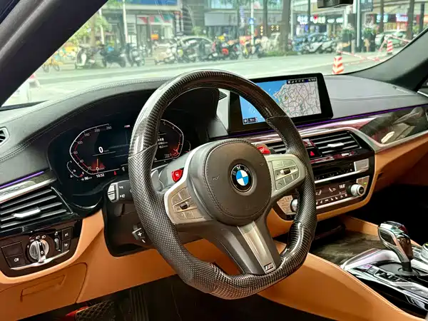 BMW 5 Series 2020