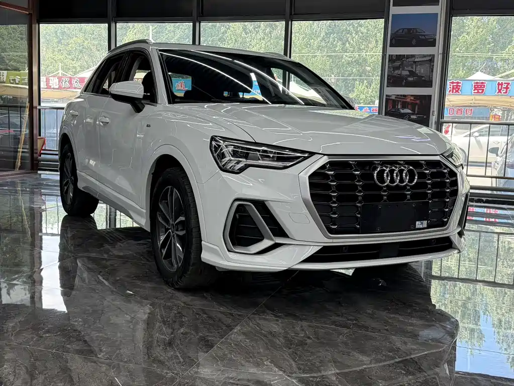 Audi Q3 2022
