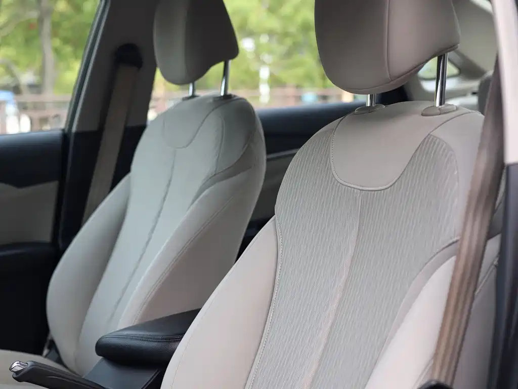 Buick Excelle 2020 — фото 15