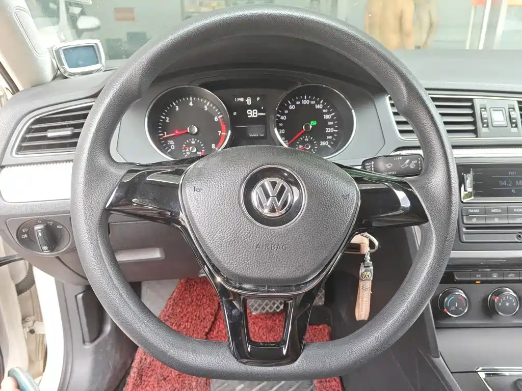 Volkswagen Lamando 2015
