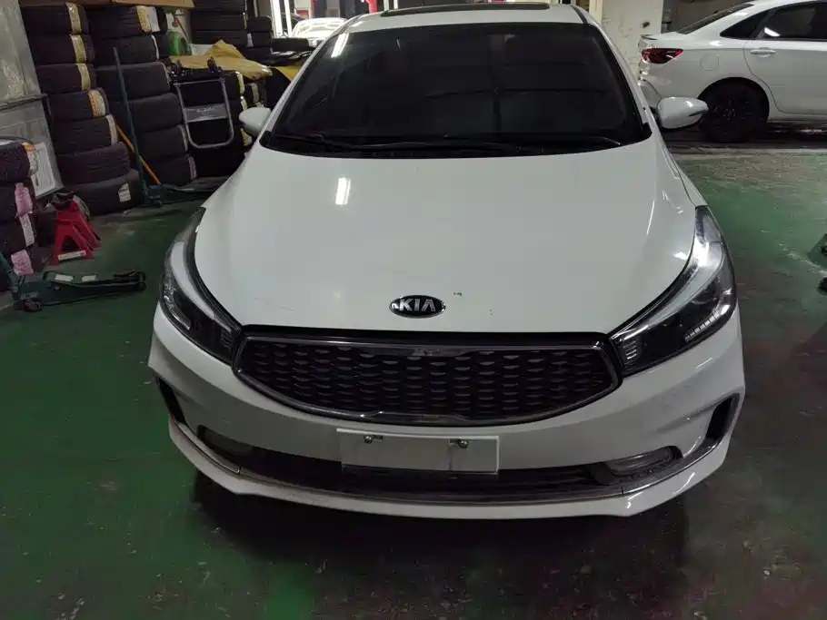 Kia K3 2016