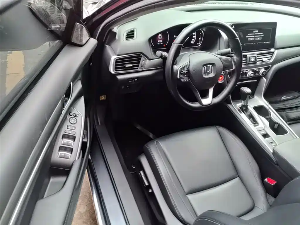 Honda Accord 2021 — фото 16