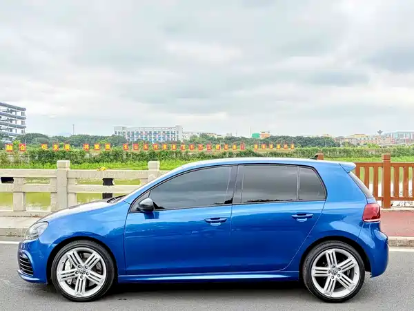Volkswagen Golf 2011