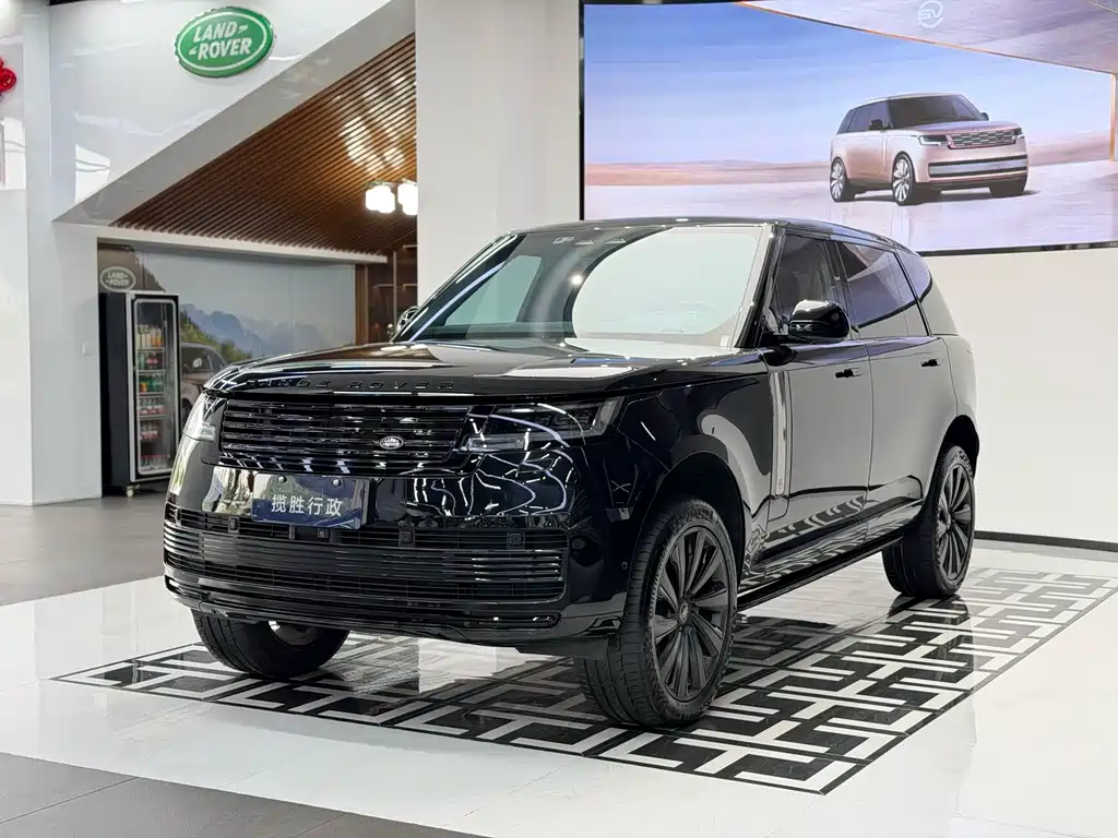 Land Rover Range Rover 2024 — фото 1