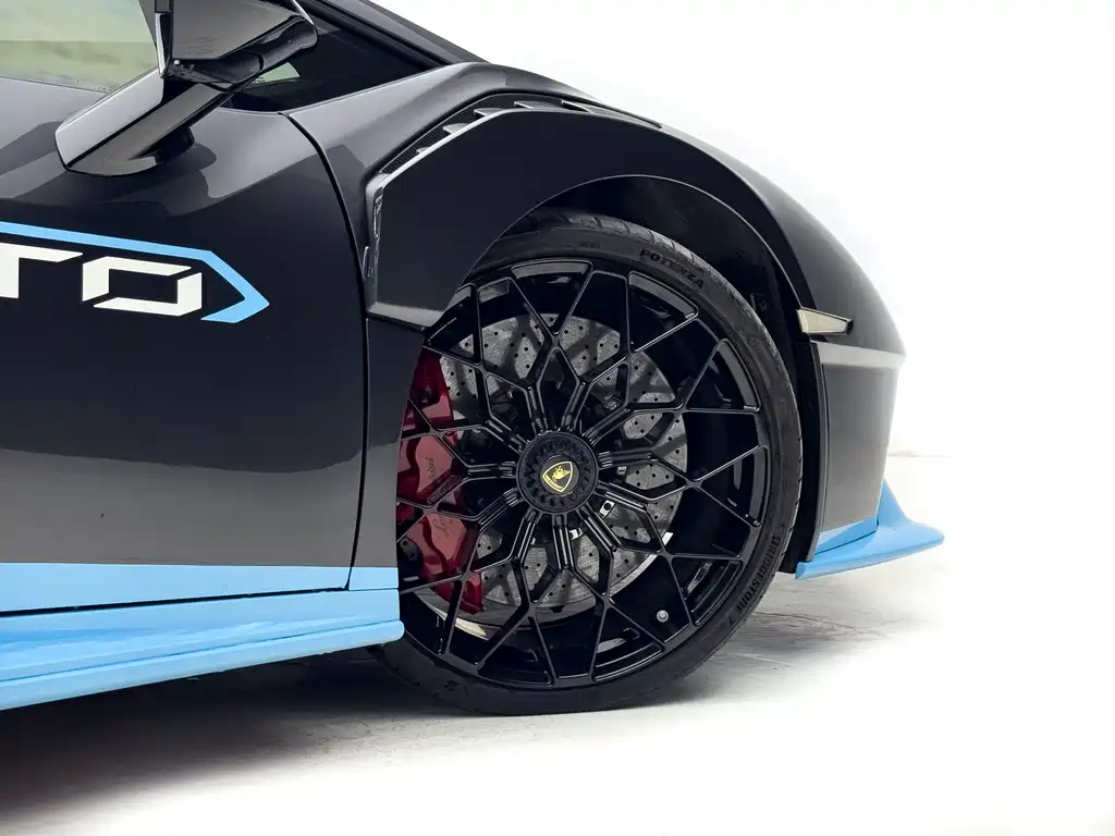 Lamborghini Huracán 2023 — фото 11