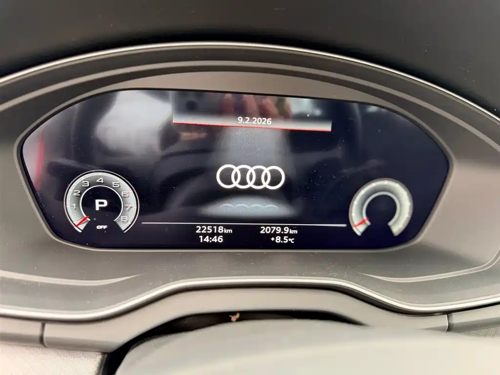 Audi Q5L Sportback 2024 — фото 9