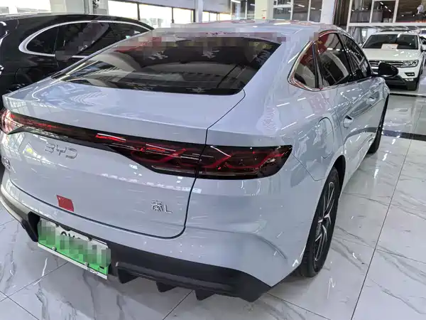 BYD Qin L 2025