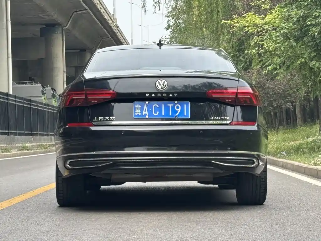 Volkswagen Passat 2019 — фото 5