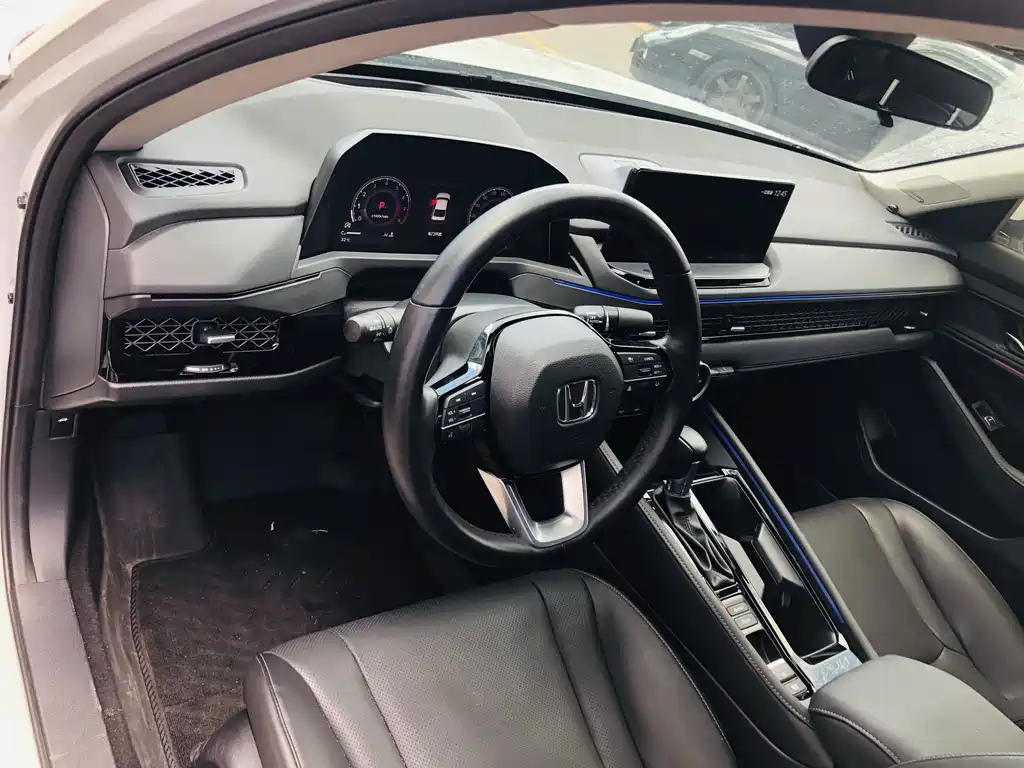 Honda Accord 2024 — фото 11