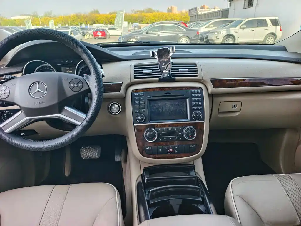 Mercedes-Benz R-Class 2012 — фото 14