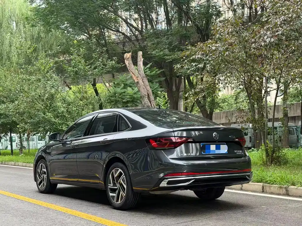 Volkswagen Sagitar 2023
