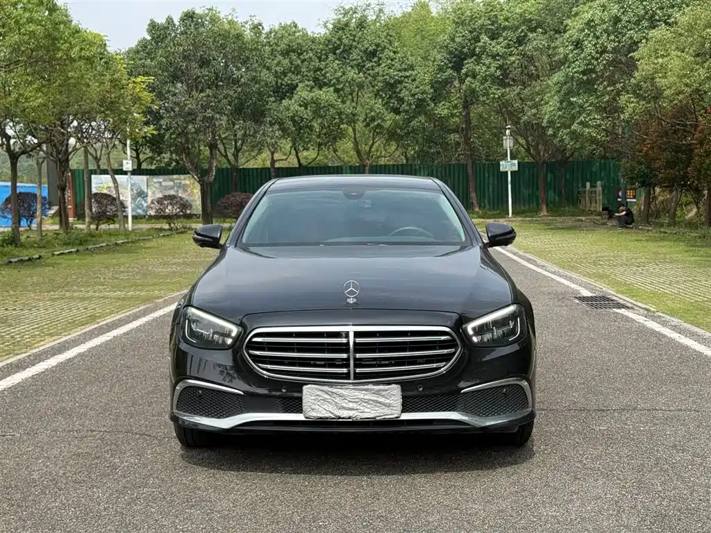 Mercedes-Benz E-Class 2021 — фото 2