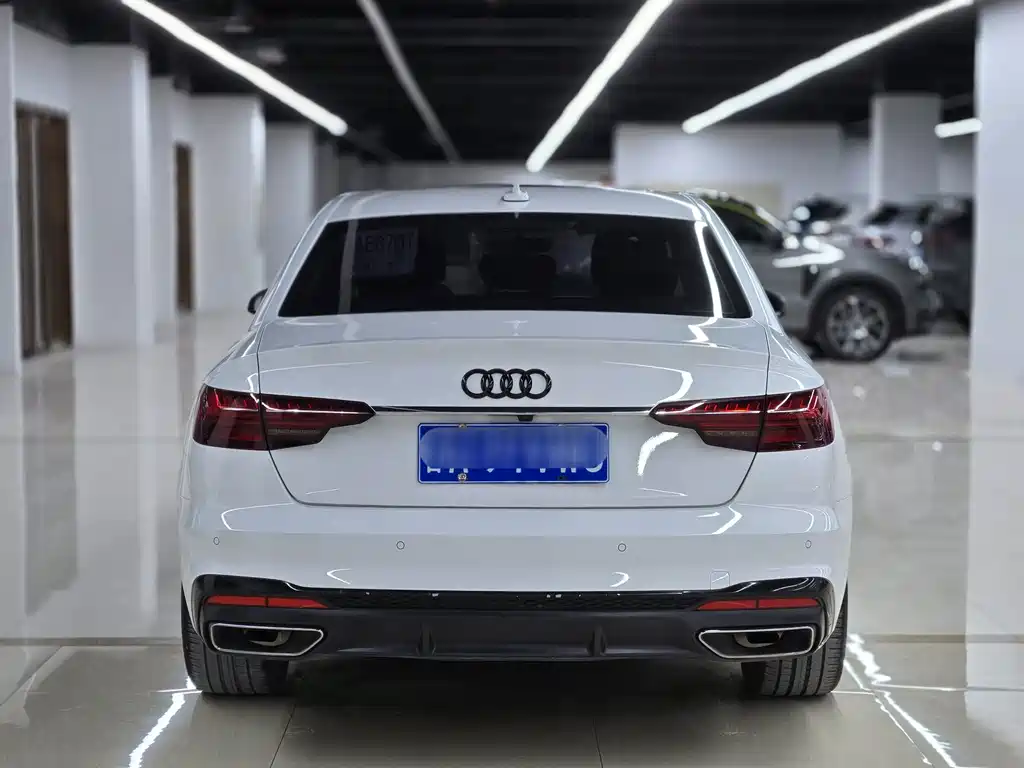 Audi A4L 2021