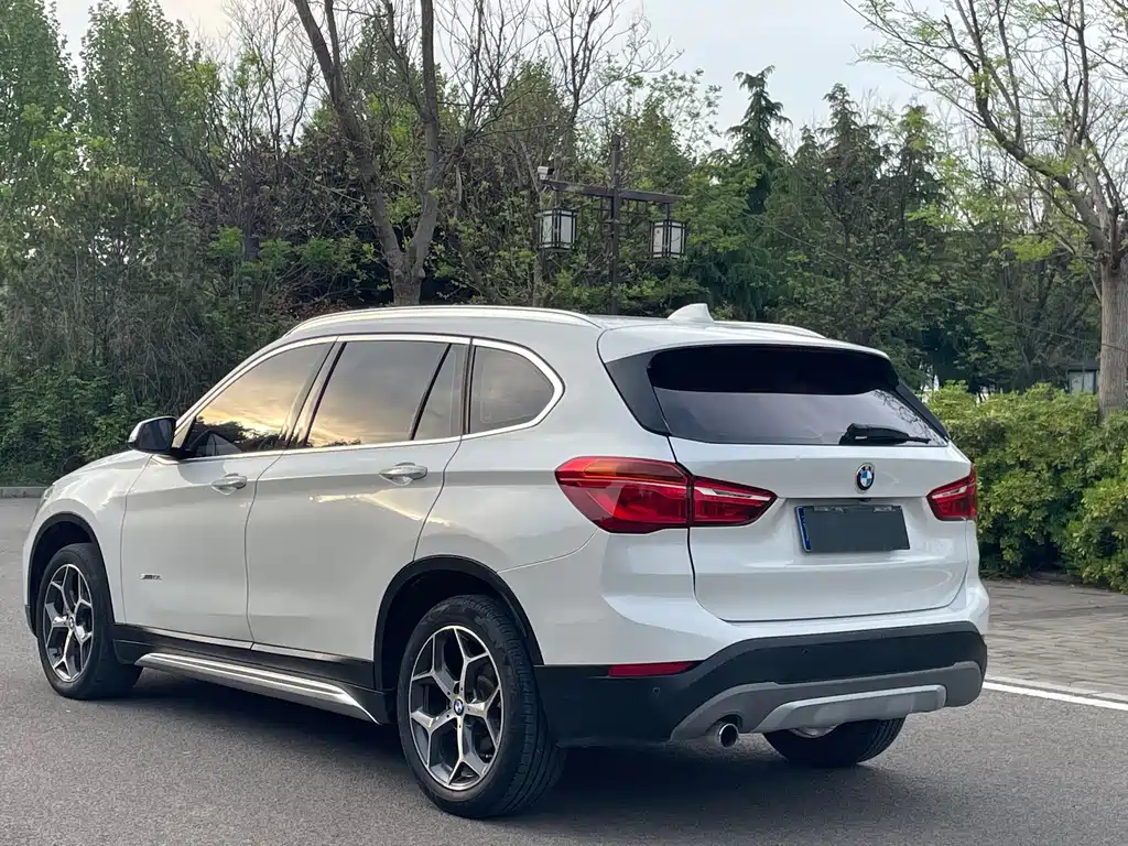 BMW X1 2018 — фото 6
