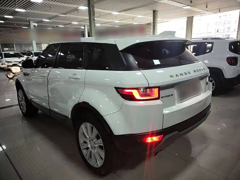 Land Rover Range Rover Evoque 2018 — фото 5