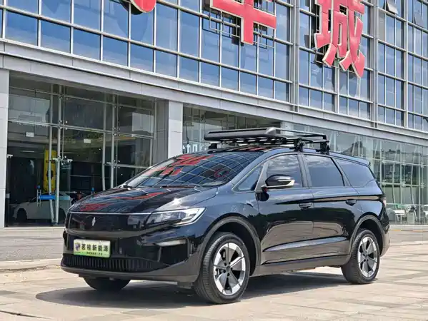 Livan Rui Lan 8 2025