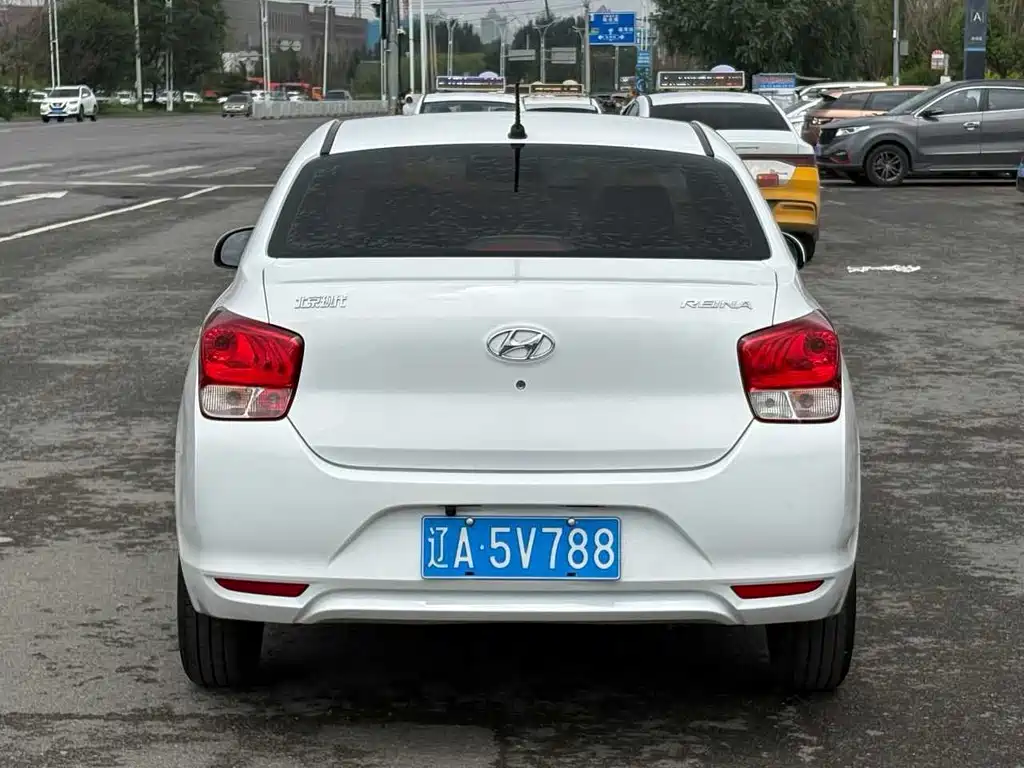 Hyundai Accent 2021 — фото 5