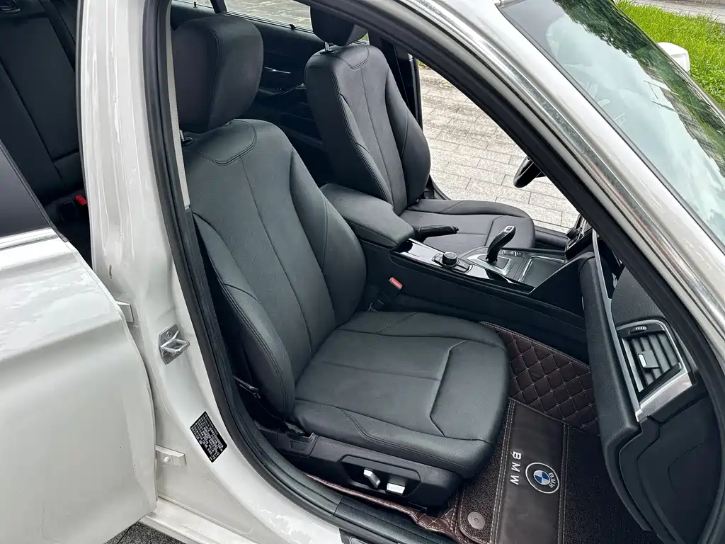 BMW 3 Series 2017