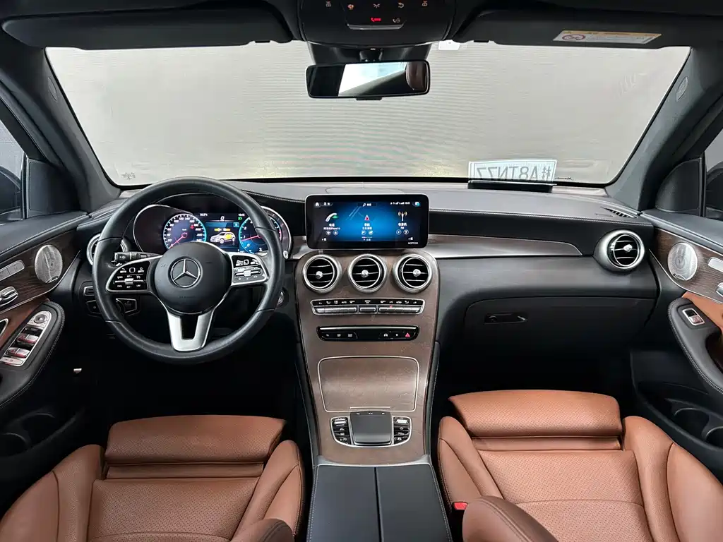 Mercedes-Benz GLC 2021 — фото 12