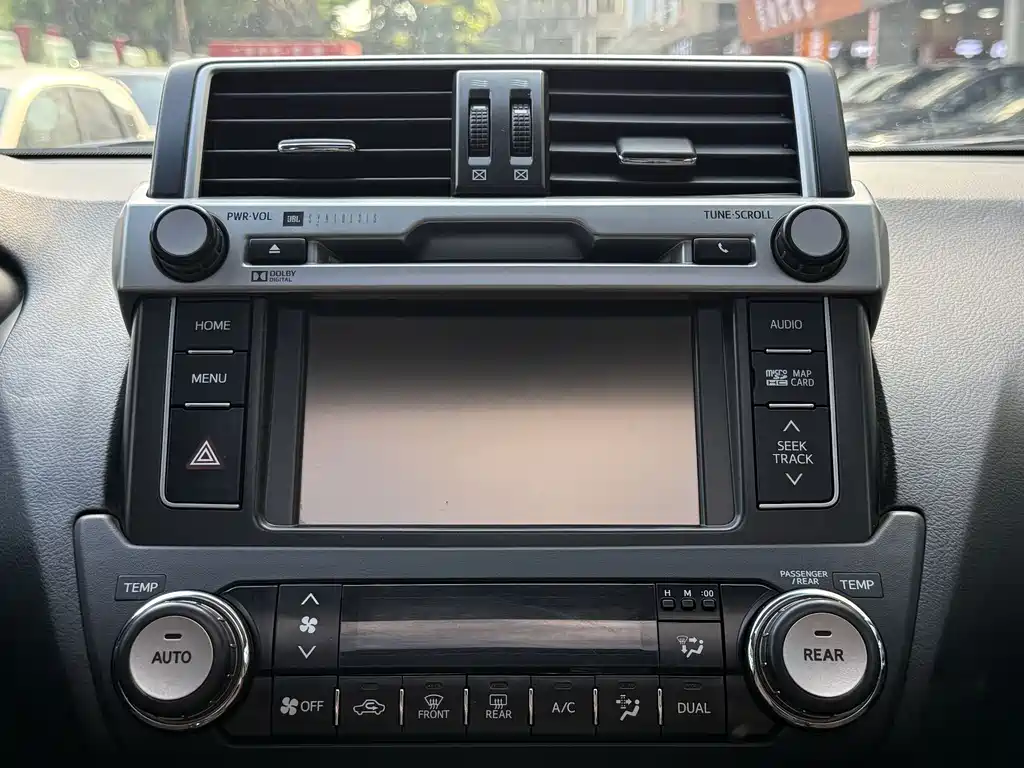 Toyota Prado 2016 — фото 23